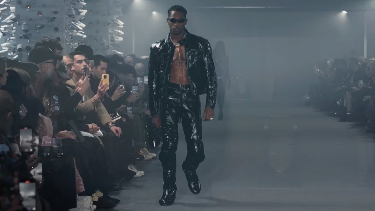 TRAVIS SCOTT X VETEMENTS SS25 SHOW TYPE BEAT 2